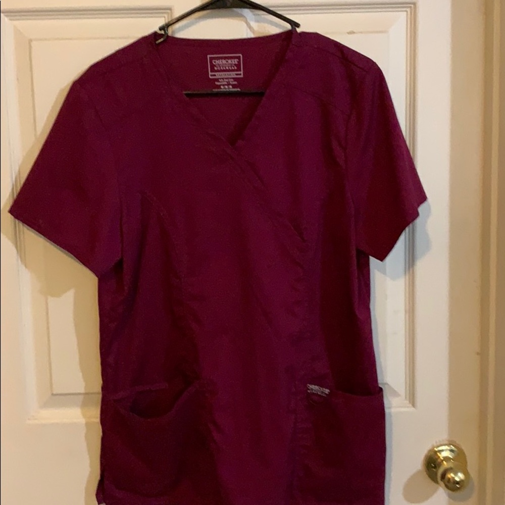 Women’s scrub top